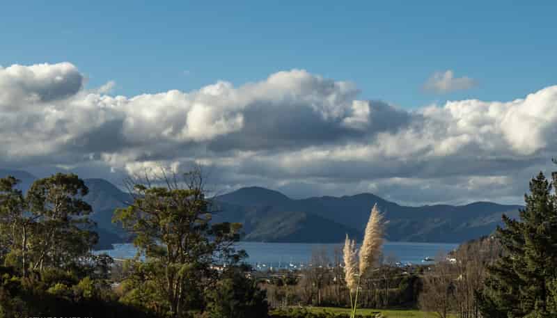 10 Raukura Rise, Picton