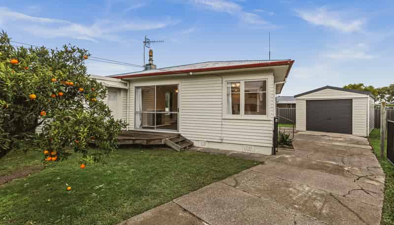 15 Devon Street, Taradale