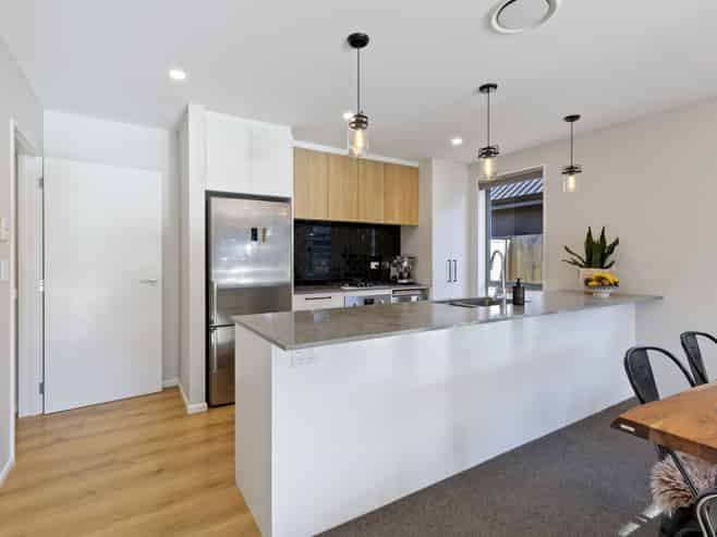 27 Walton Way, Lower Shotover