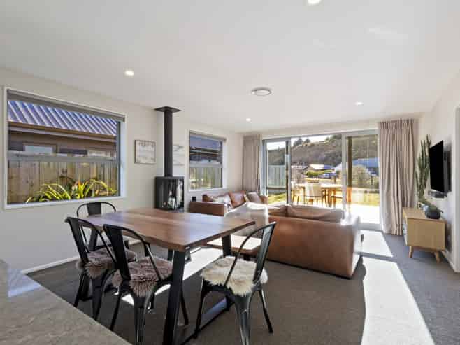 27 Walton Way, Lower Shotover