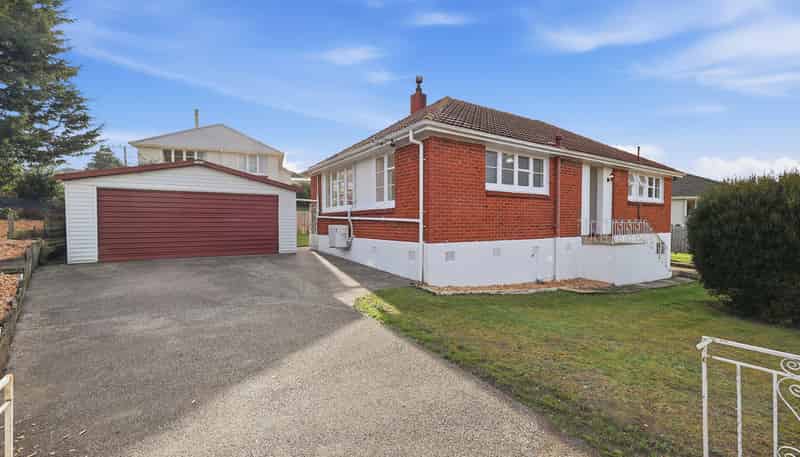 1 Forrester Avenue, Liberton