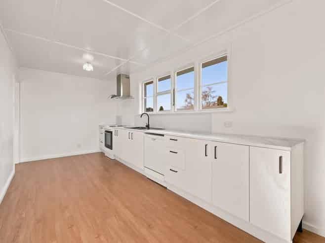 1 Forrester Avenue, Liberton