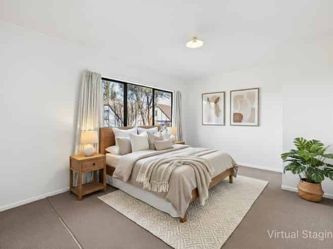 2/33 Curacao Place, Half Moon Bay