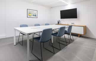 Office for 10 employees in HQ UrbanHub Wellington