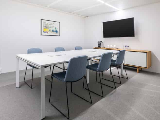 Office for 10 employees in HQ UrbanHub Wellington