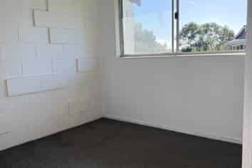 2/128 Farquhar Road, Glendene