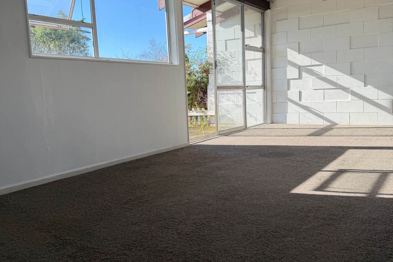 Recently Refurbished 2 Bedroom Unit For Rent I... - Widok 2