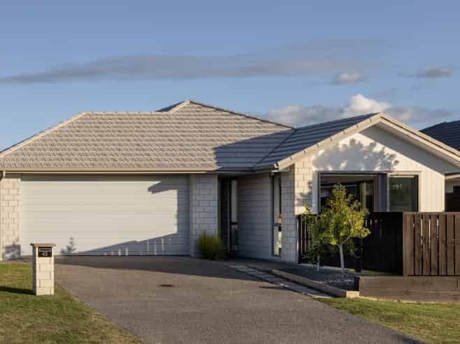 43 Kaiora Drive, Papamoa Beach