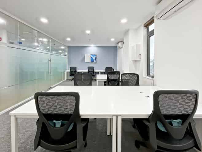 Office for businesses in HQ UrbanHub Wellington