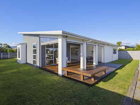 9 Taranui Way, Paraparaumu Beach, Paraparaumu Beach