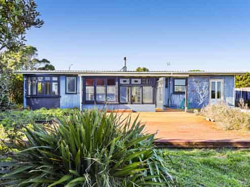 2 Wilson Road, Opunake