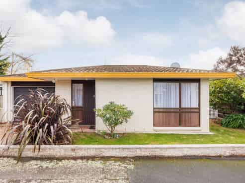 2 Rangitane Street, Palmerston North