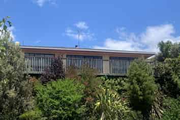 12 Bastin Terrace, Wakefield