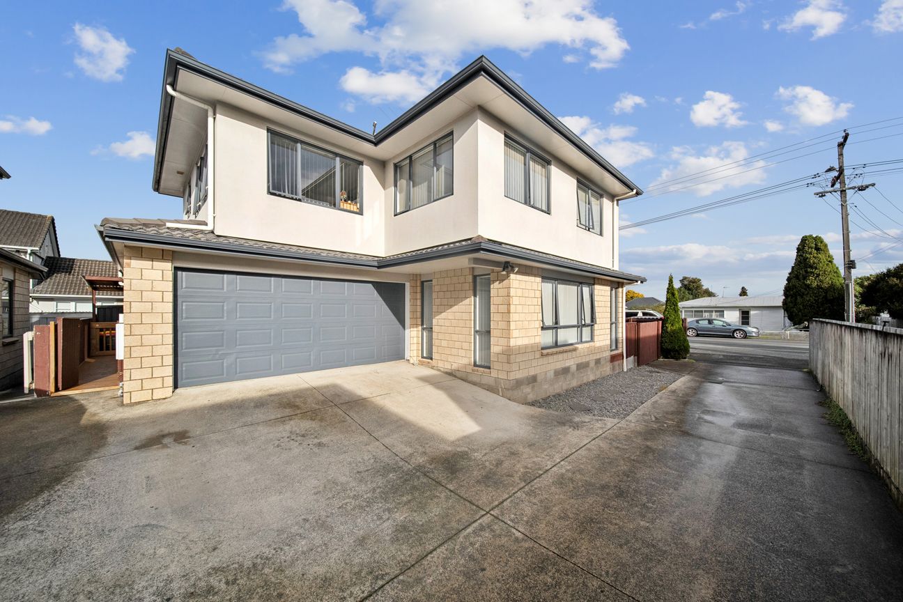 Overseas Owner Demands Sale-Freehold Brick & Tile! - Widok 2
