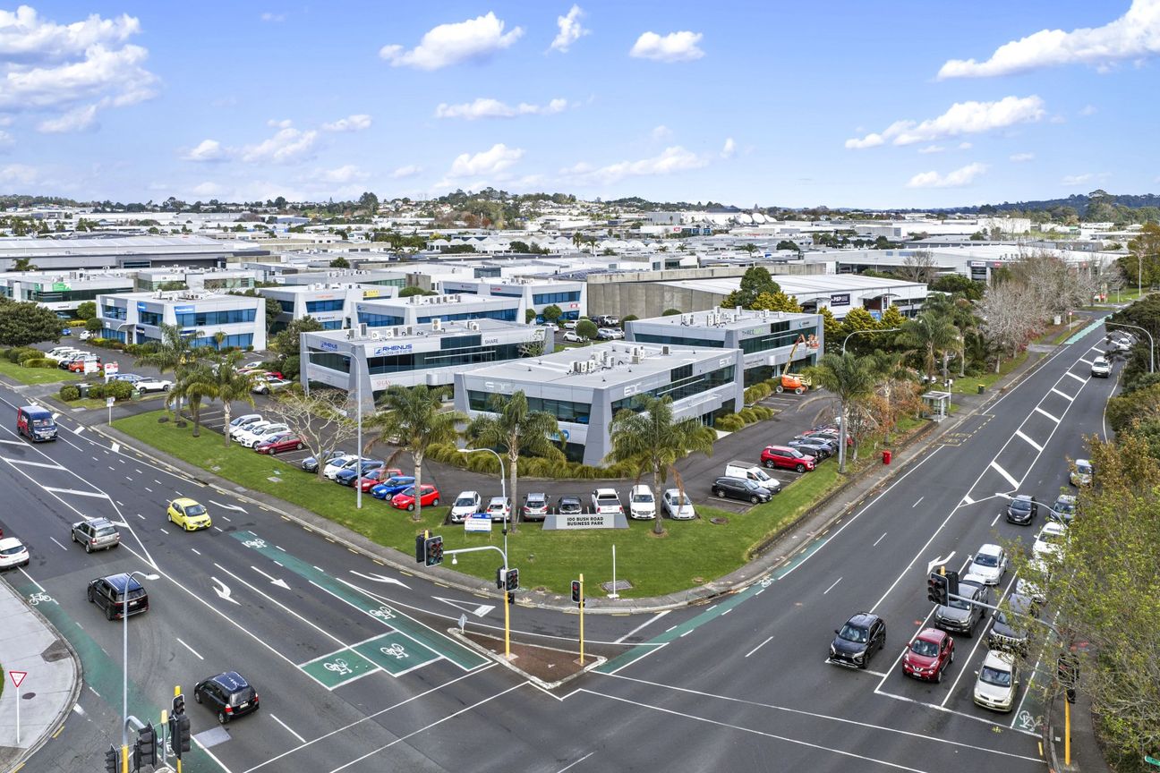 Position, profile and proven income on Bush Road - Aanzicht 2
