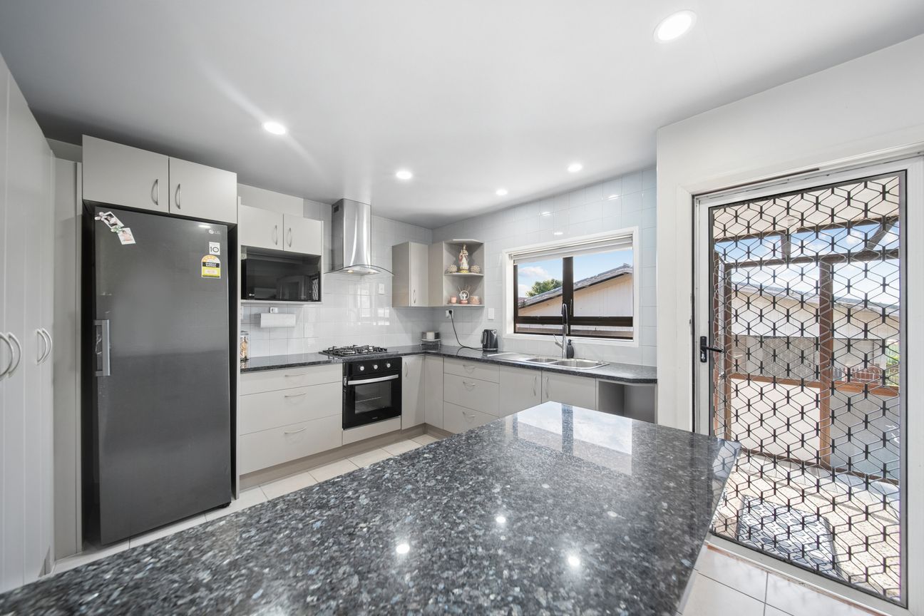 Your Next Move Starts Here - MUST BE SOLD! - Mehr