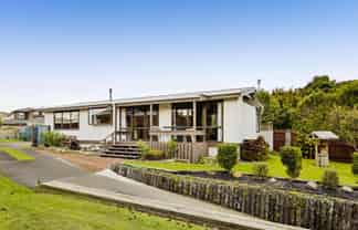 22 Rata Street, Hawera