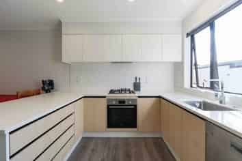 14/182 London Street, Hamilton Central