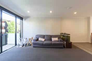 14/182 London Street, Hamilton Central