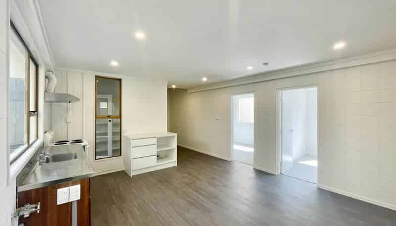 96B Arran Road, Browns Bay