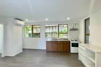 96B Arran Road, Browns Bay