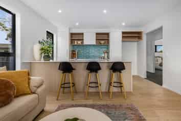 5 Cook Street, Levin