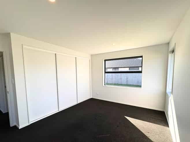 24 Halpin Drive, Lincoln