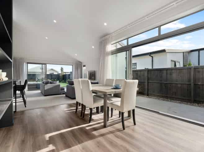 27 Finstock Way, Rolleston