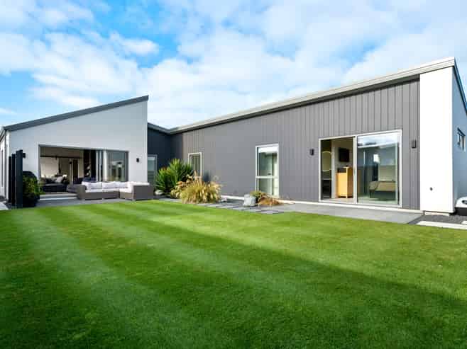 27 Finstock Way, Rolleston