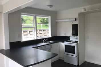 6A Cherry Grove, Miramar