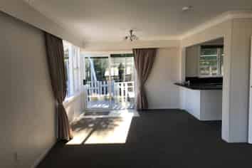6A Cherry Grove, Miramar