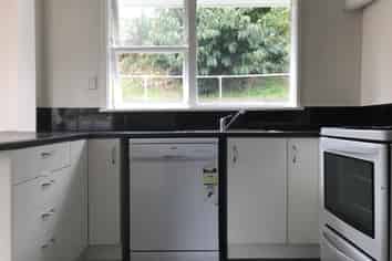 6A Cherry Grove, Miramar