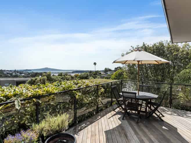 83 Bassett Road, Remuera