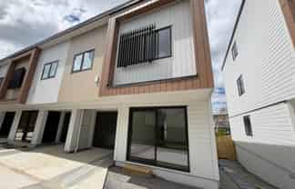 6/8 Grove Lane, Pakuranga