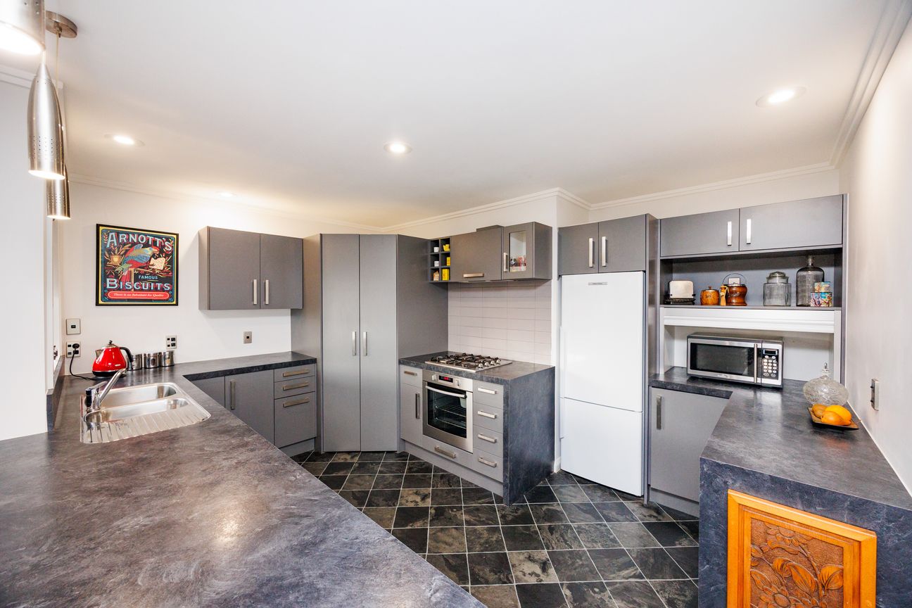 Executive Family Living at Its Best - View 6