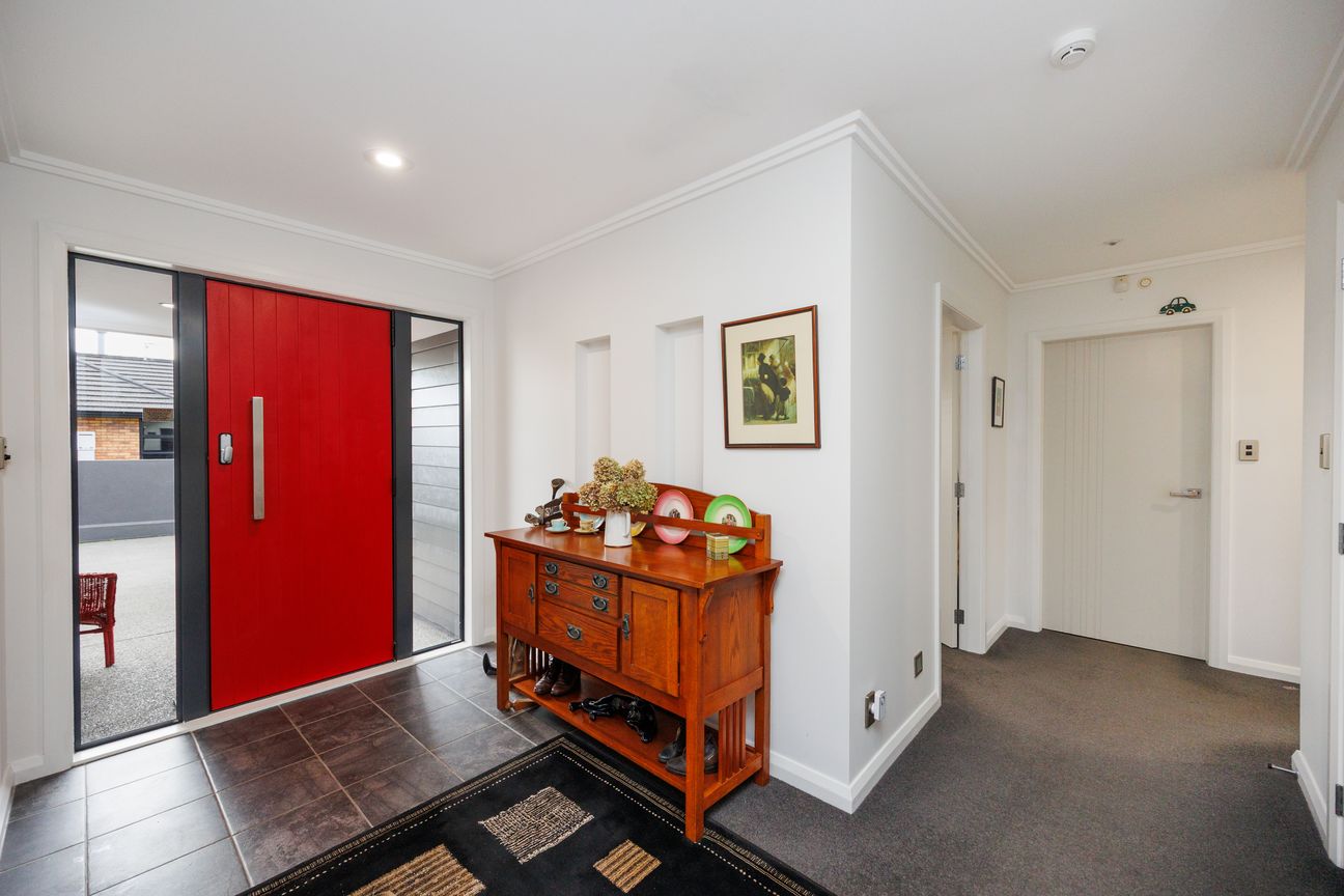 Executive Family Living at Its Best - View 4