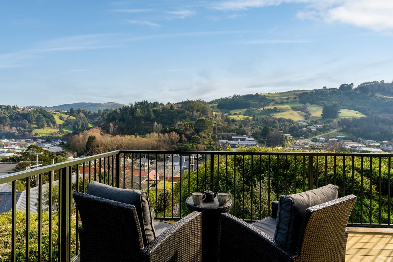 Character, sun and captivating views – pohled 2
