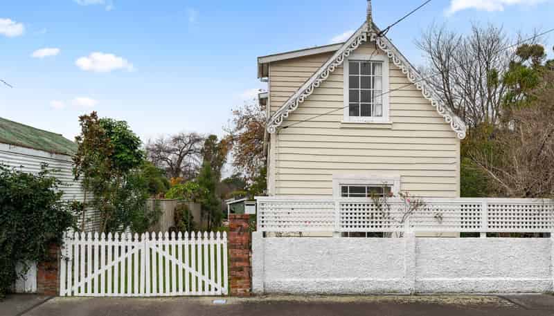 7 Wallace Street, Featherston