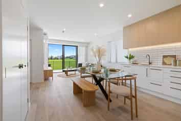 G03/4 Alamein Terrace, Mount Albert