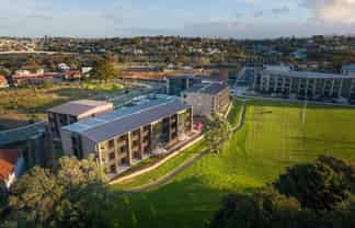 G03/4 Alamein Terrace, Mount Albert