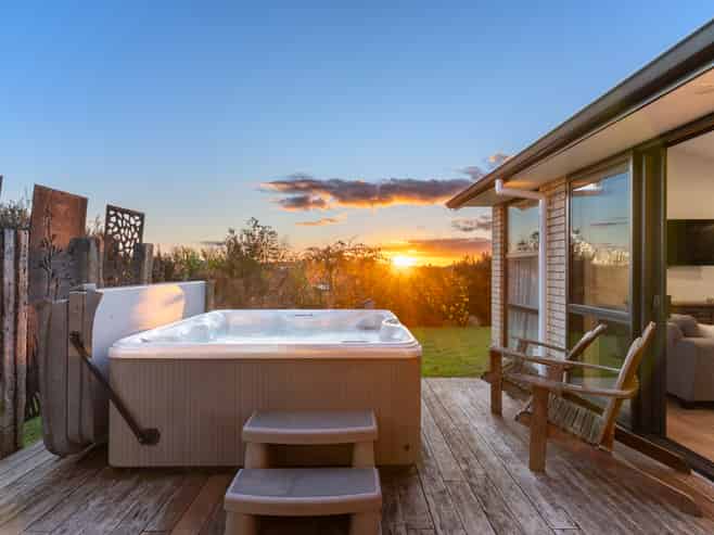 61 Lisle Farm Drive, Pukekohe