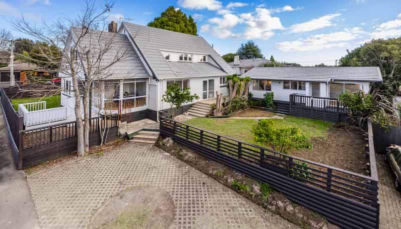23 Clark Road, Pahurehure