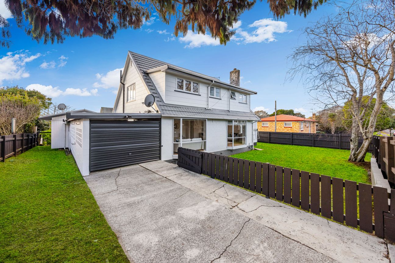 Home And Income Opportunity - Vista 2