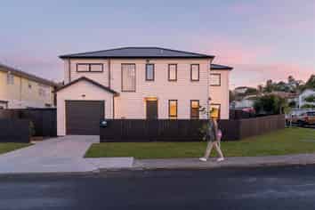 54 Athena Drive, Totara Vale