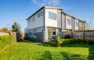 5/6 Bertram Grove, Naenae