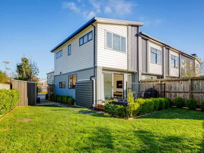 5/6 Bertram Grove, Naenae