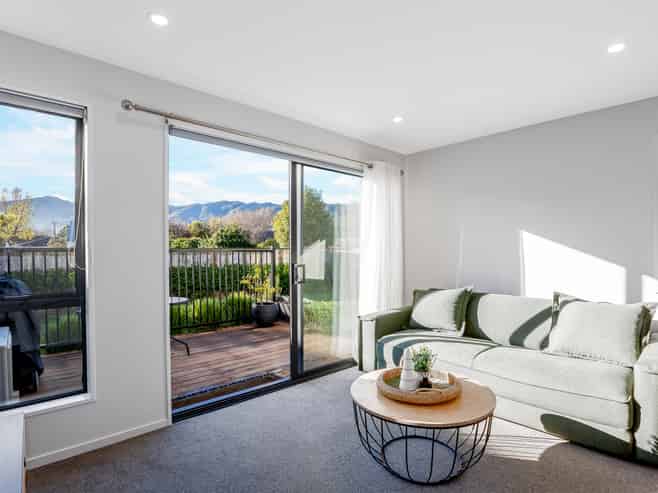 5/6 Bertram Grove, Naenae