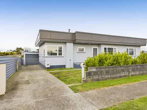 26 Tawhiti Road, Hawera