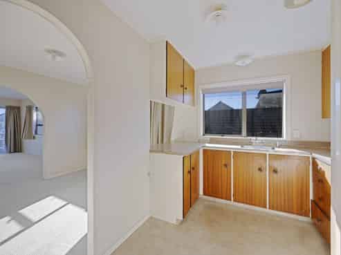 1/145 Tukapa Street, Westown