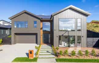 9 Halcyon Bay Lane, Orewa